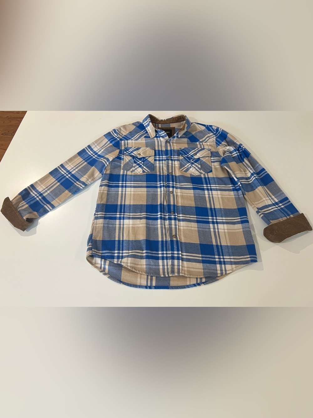 Men’s Blue and Tan Plaid Button-Up Shirt